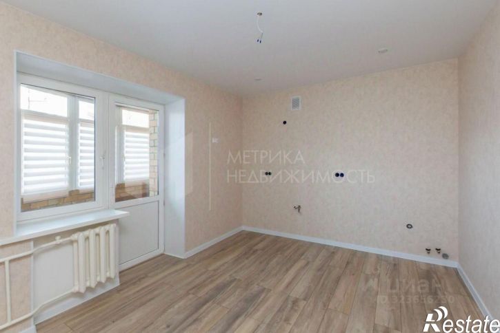 1-комн квартира улица Валерии Гнаровской, 4/2,  д. 4/2