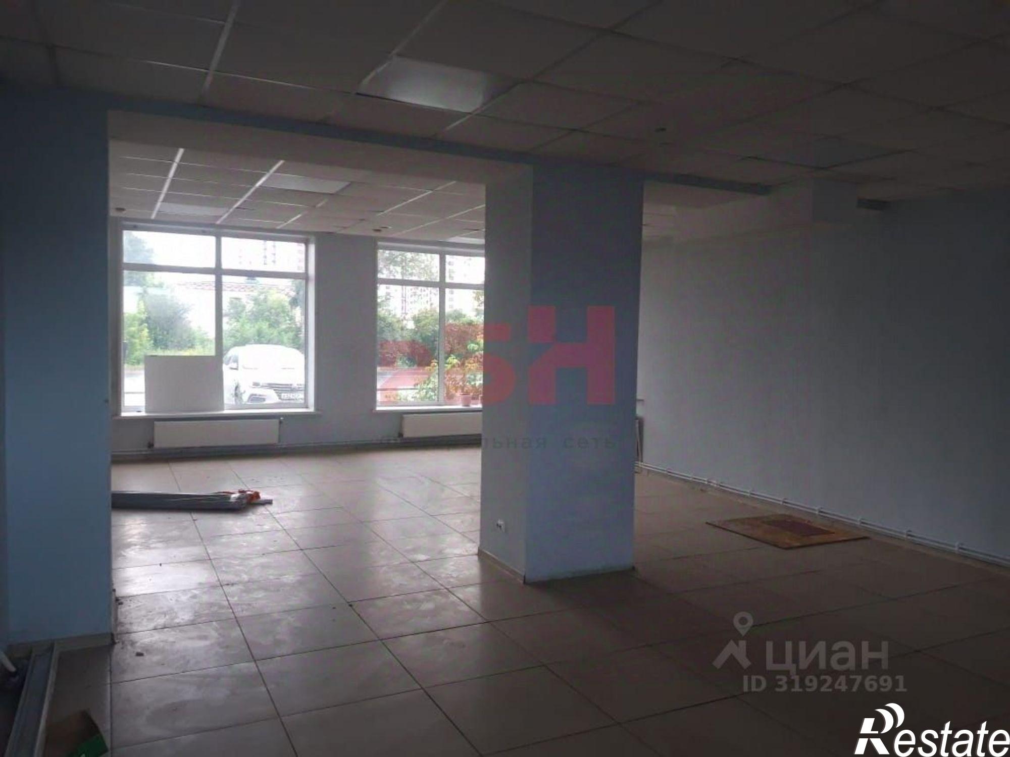 Сдать торговое помещение за 78 863 рублей на Пражская улица, 10