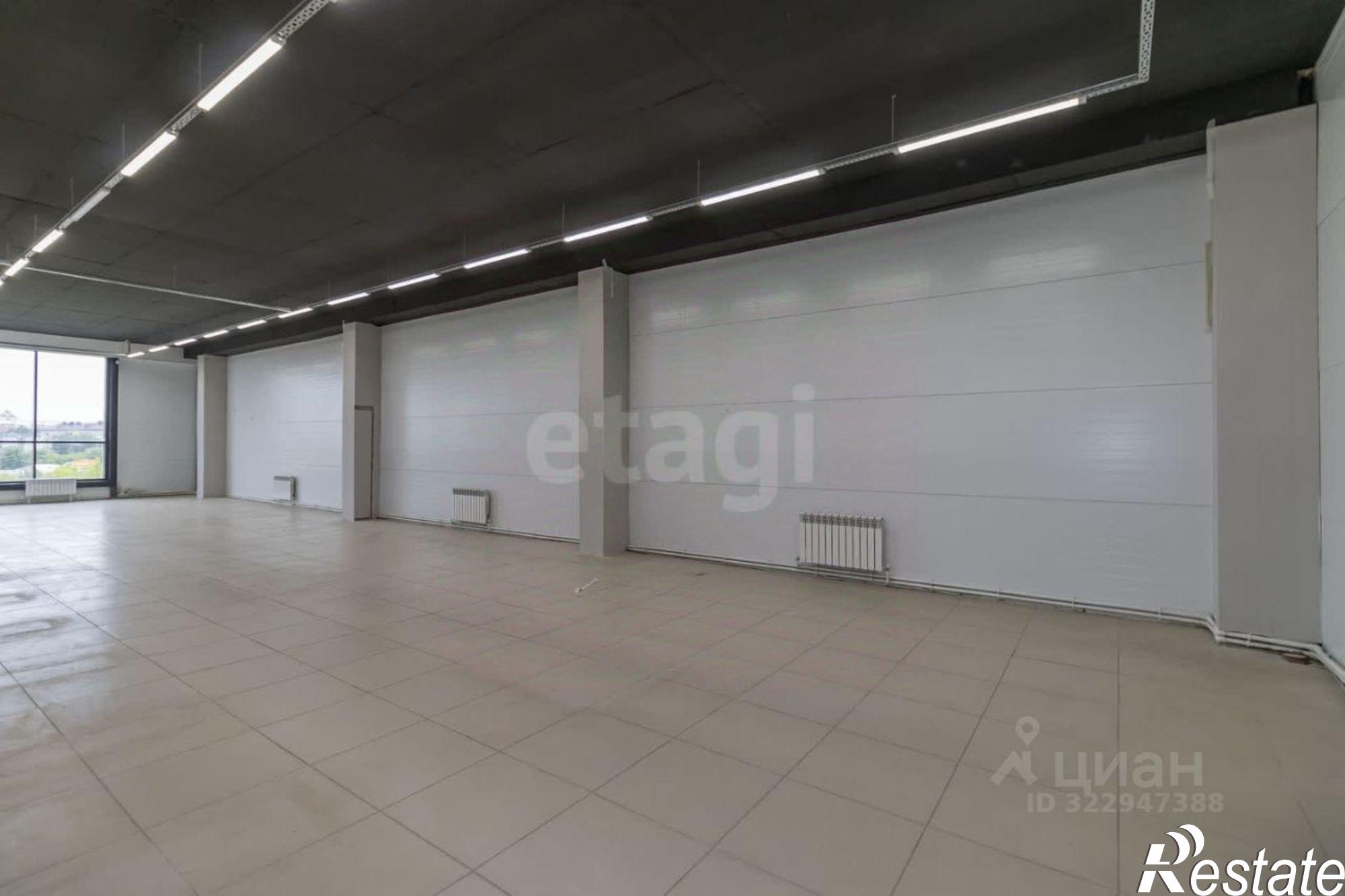 Сдать торговое помещение за 225 000 рублей на Уездная улица