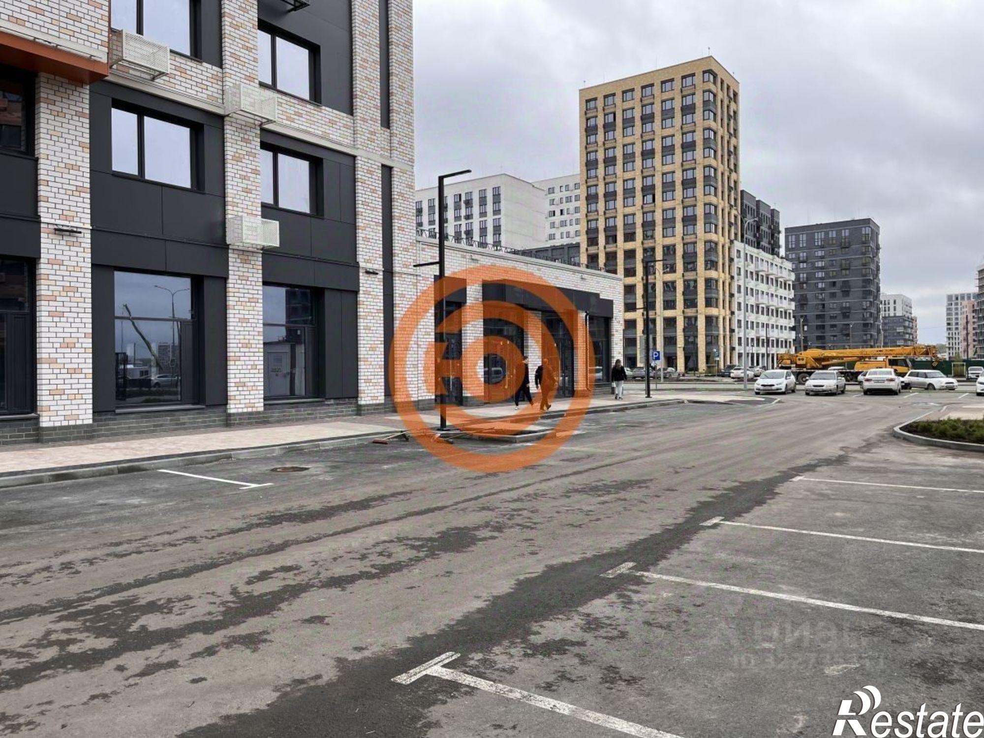 Сдать торговое помещение за 88 825 рублей на улица Андрея Кореневского, 5