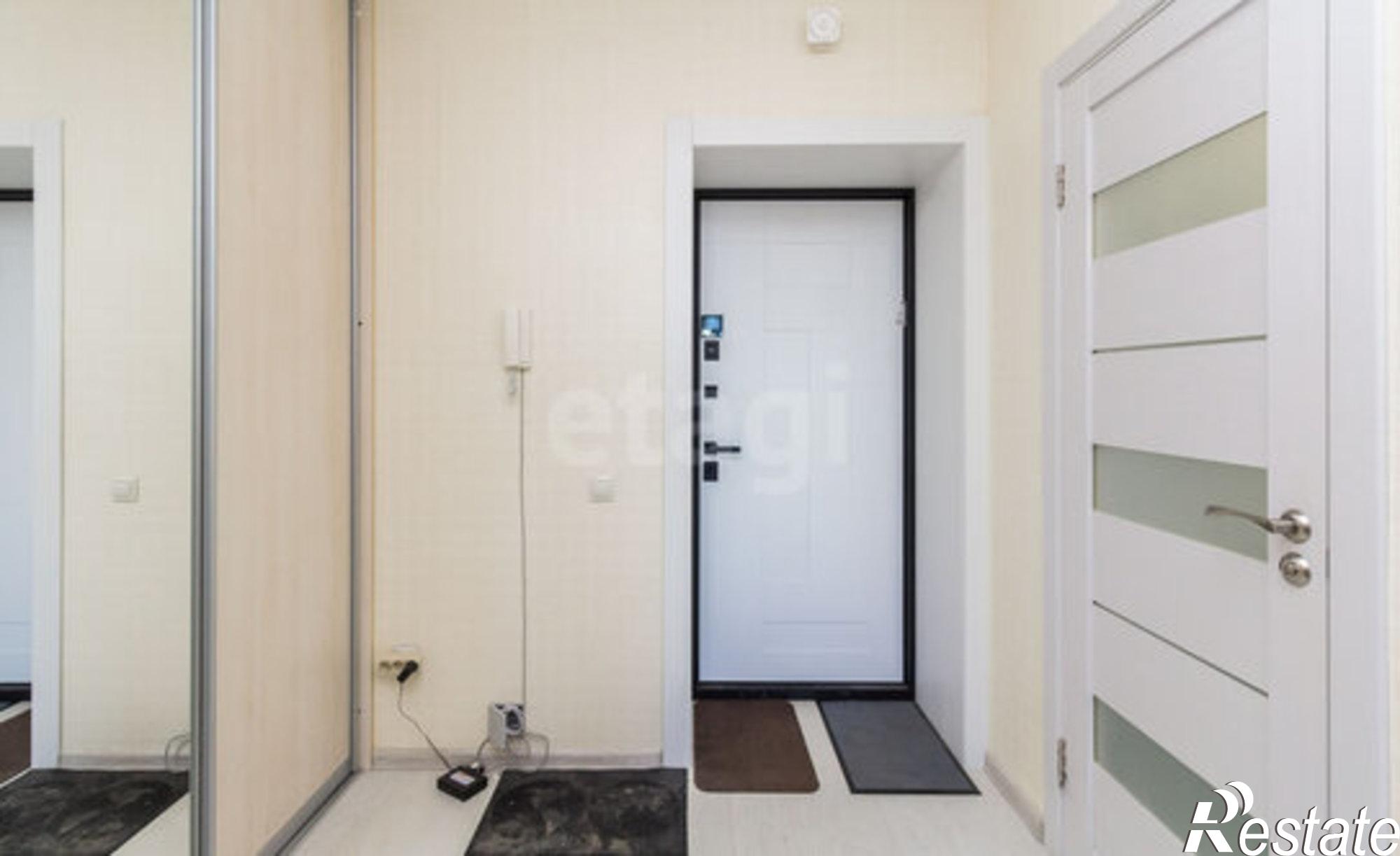 Купить квартиру за 7 250 000 рублей на Комбинатская улица, 54 к2