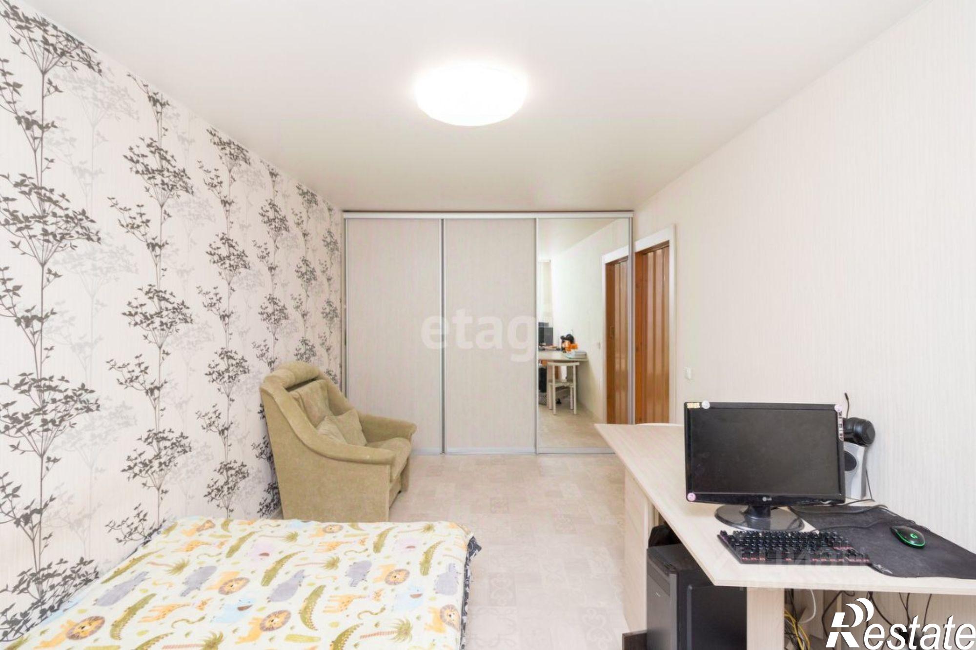 Купить квартиру за 3 800 000 рублей на Ялуторовская улица, 14