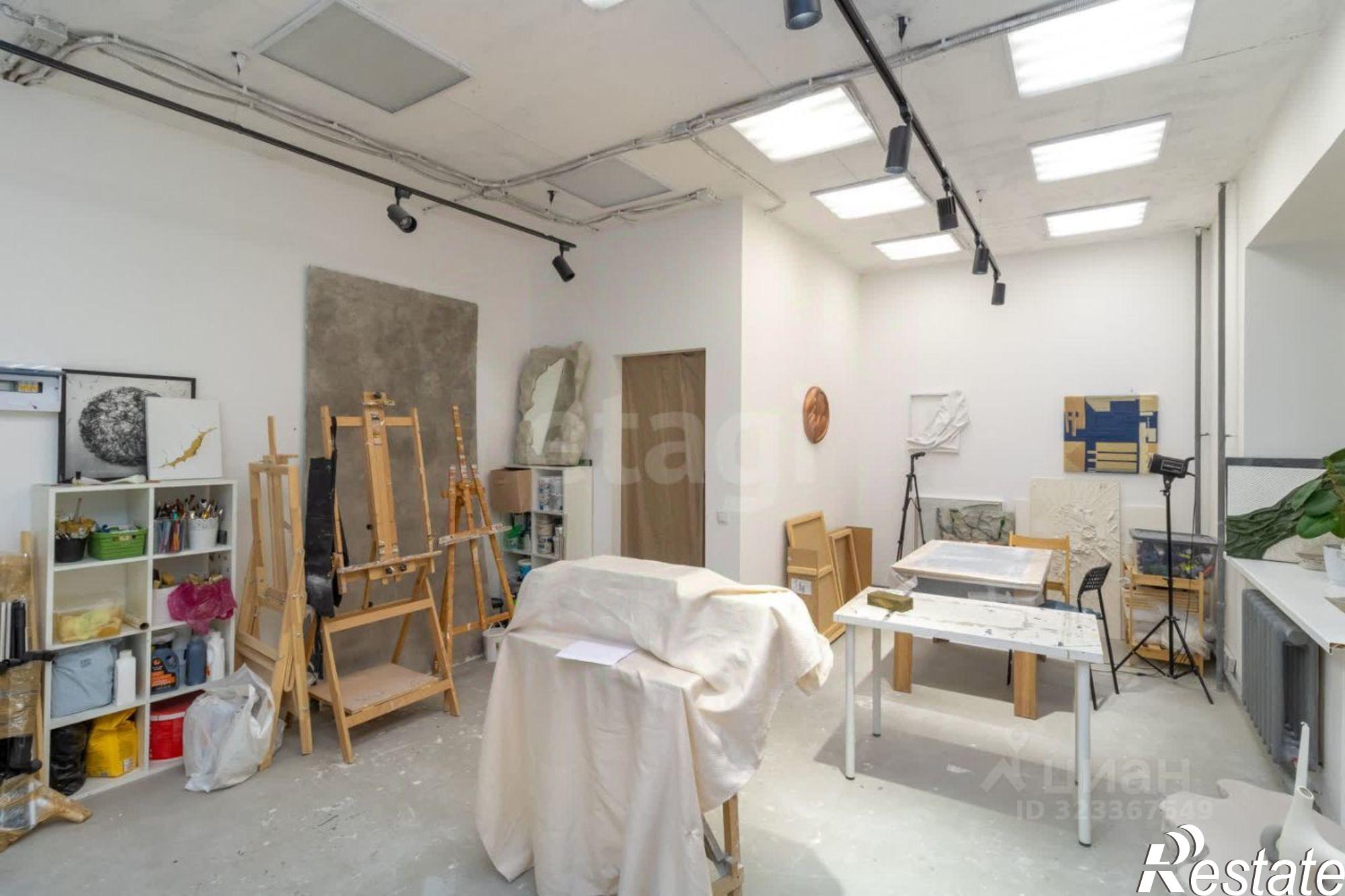 Купить квартиру за 3 880 000 рублей на улица Избышева, 6