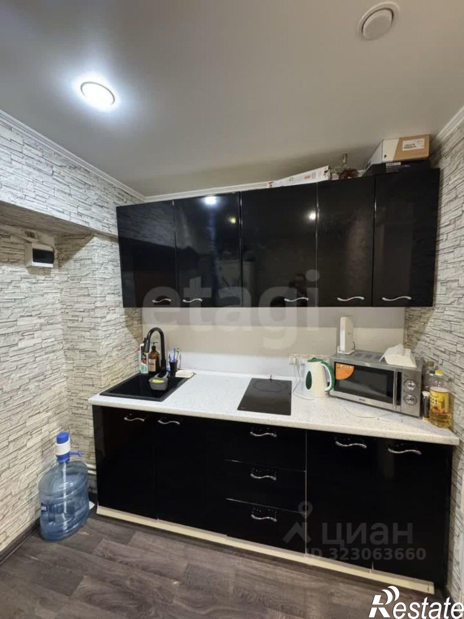 Купить комнату за 1 600 000 рублей на улица Декабристов, 152