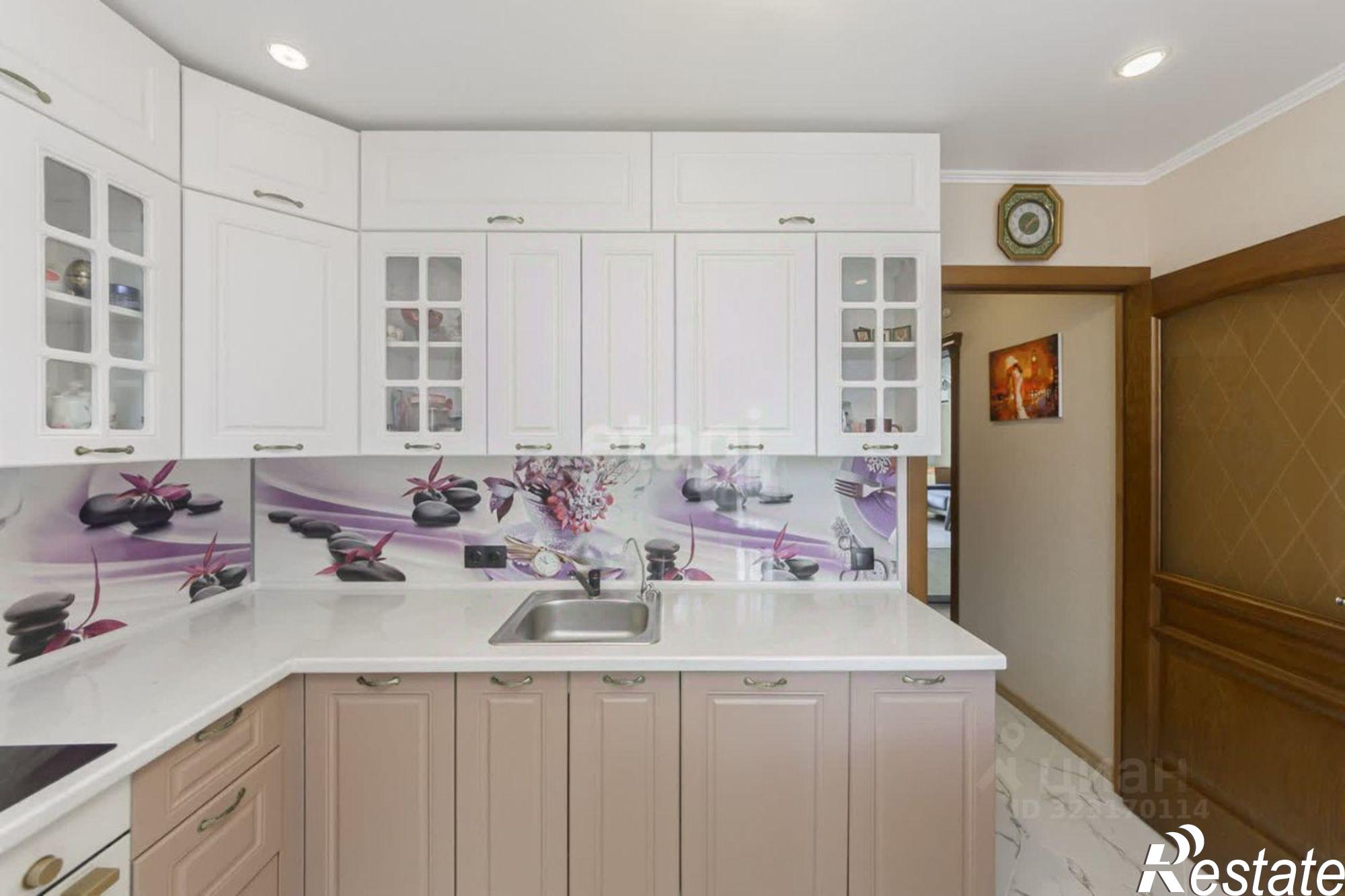 Купить квартиру за 5 700 000 рублей на улица Павла Шарова, 1 к1