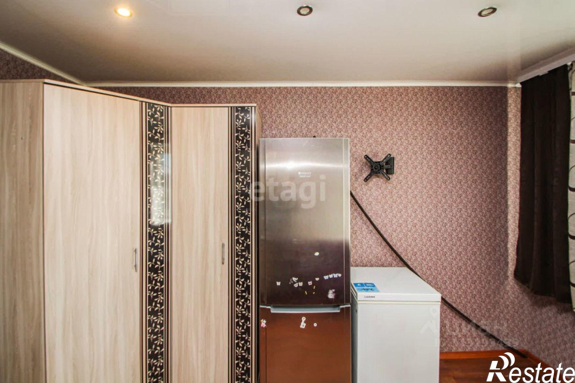 Купить комнату за 990 000 рублей на улица Республики, 216