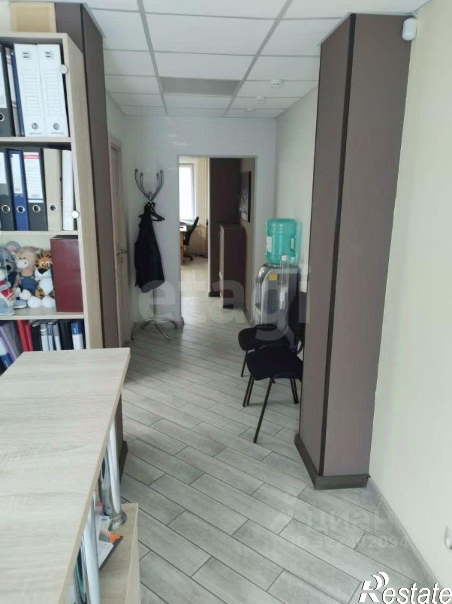 Купить офис, помещение под офис за 11 988 400 рублей на Малая Боровская улица, 38 к3