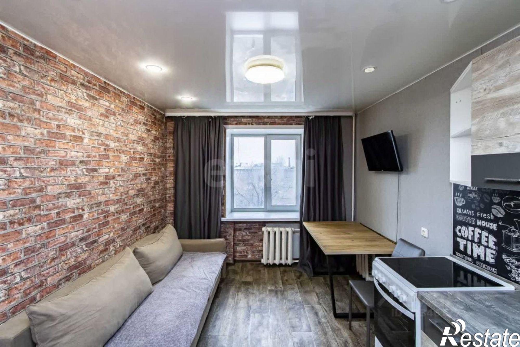 Купить квартиру за 2 700 000 рублей на улица Республики, 233