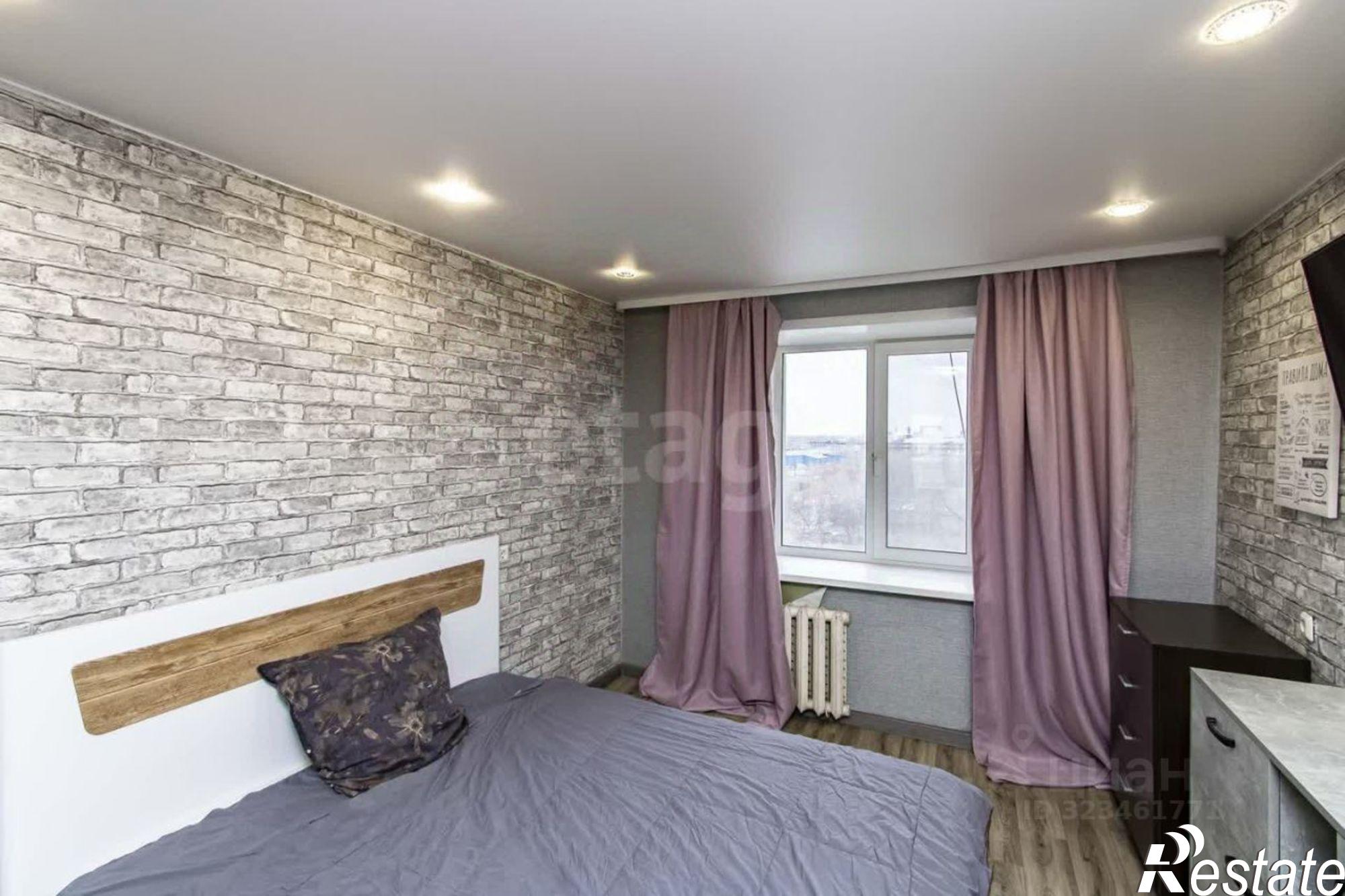 Купить квартиру за 2 700 000 рублей на улица Республики, 233