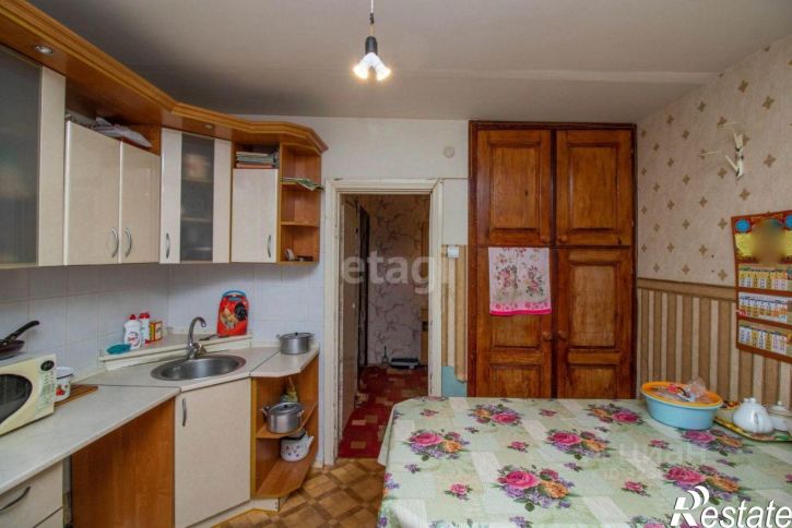 3-комн квартира улица Ивана Крылова, 17,  д. 17