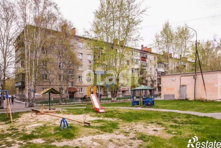 2-комн квартира улица 50 лет Октября, 37А,  д. 37А