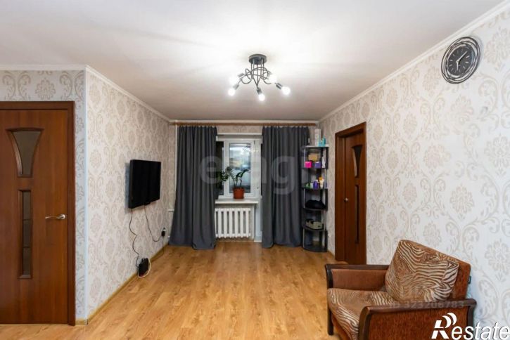 3-комн квартира улица Революции, 1А,  д. 1А