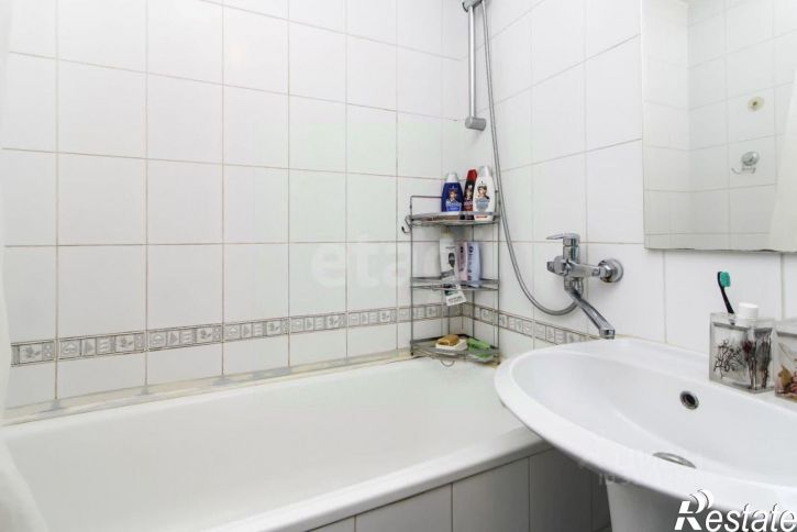 3-комн квартира Флотская улица, 57,  д. 57