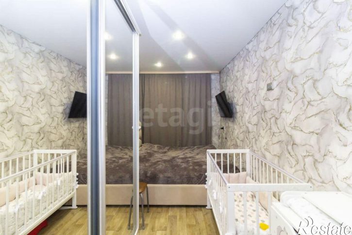 3-комн квартира улица Мира, 8А,  д. 8А