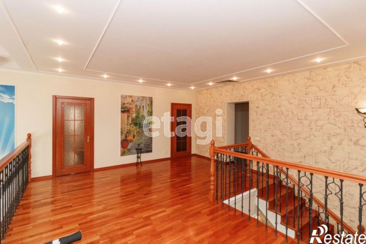 6-комн квартира городской округ Тюмень