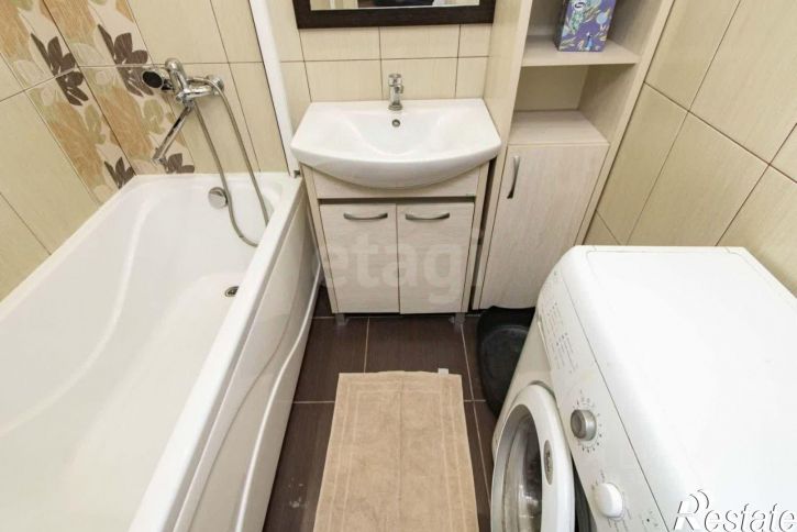 2-комн квартира улица Седова, 57,  д. 57