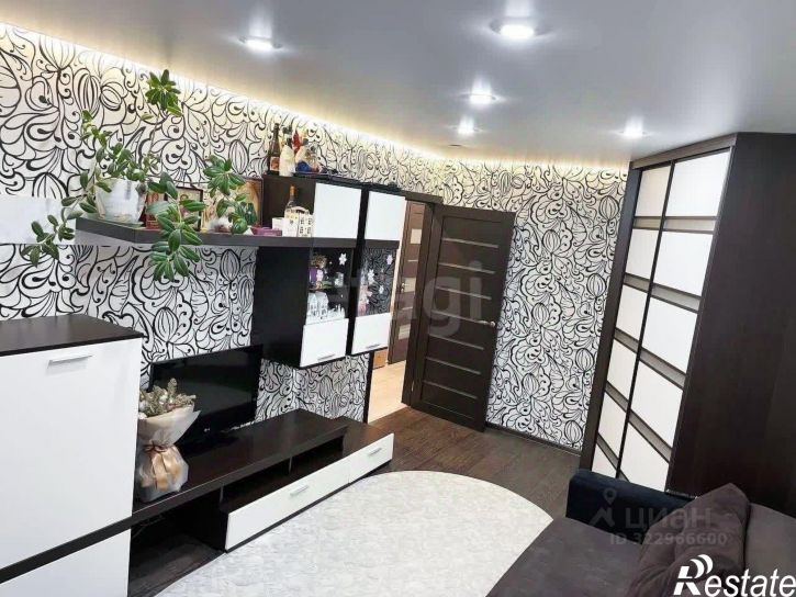 3-комн квартира улица Воровского, 21,  д. 21