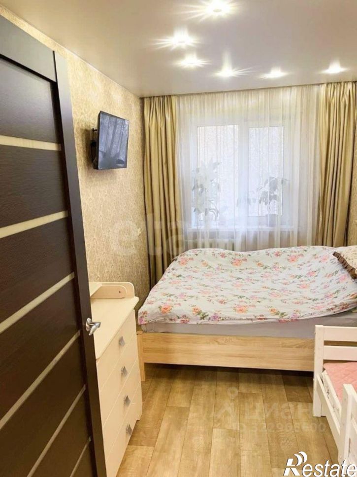 3-комн квартира улица Воровского, 21,  д. 21