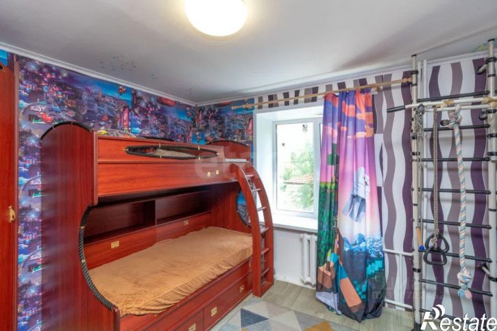 3-комн квартира улица Ватутина, 28,  д. 28