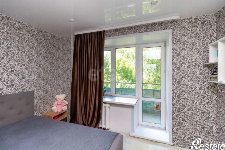 3-комн квартира улица Ватутина, 28,  д. 28