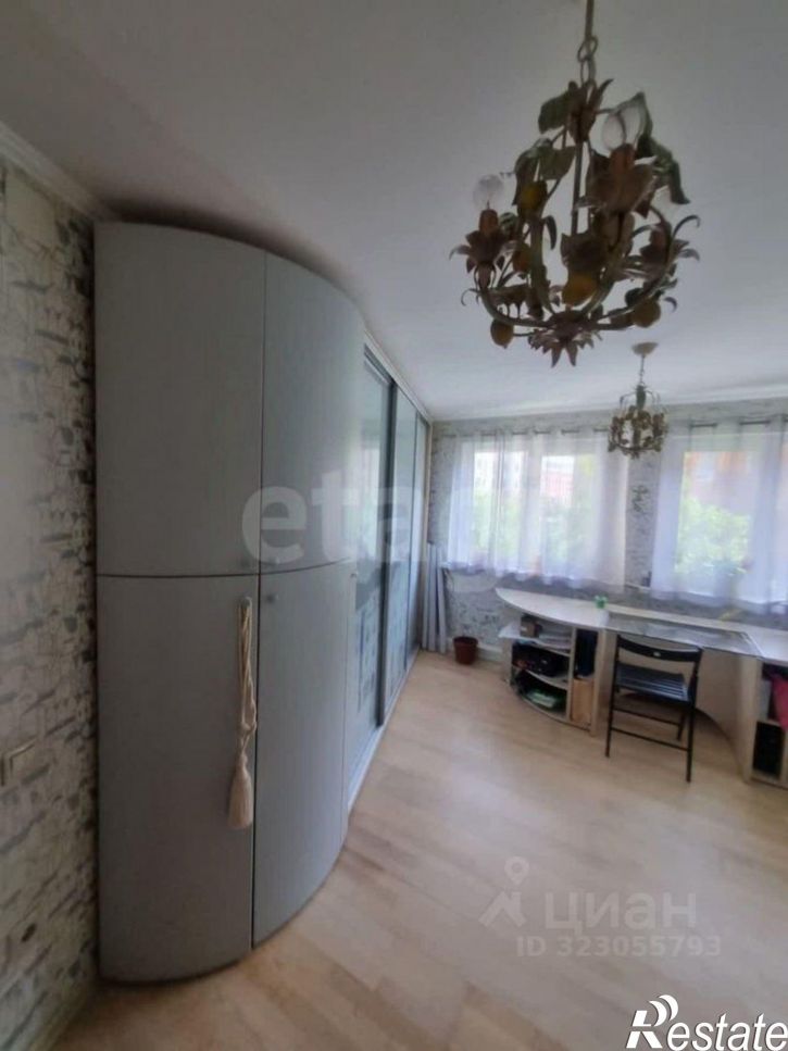 5-комн квартира улица Пржевальского, 35/2,  д. 35/2