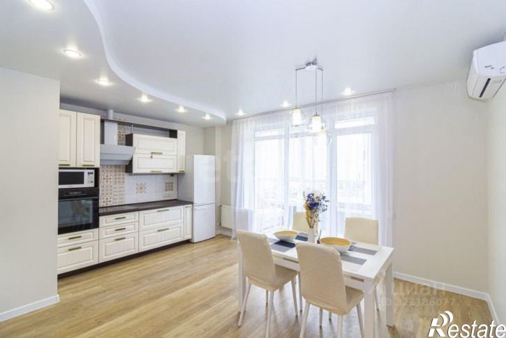 3-комн квартира улица Александра Протозанова, 10 к1,  д. 10 к1