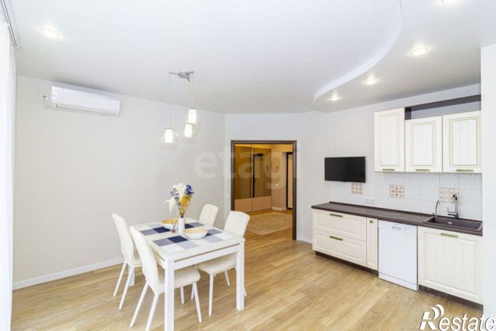 3-комн квартира улица Александра Протозанова, 10 к1,  д. 10 к1