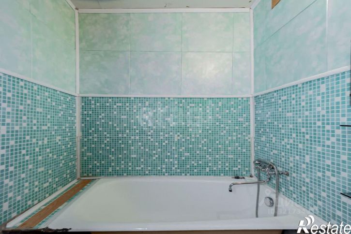 3-комн квартира улица Мельникайте, 136,  д. 136