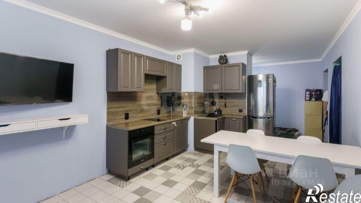 3-комн квартира улица Федюнинского, 60,  д. 60