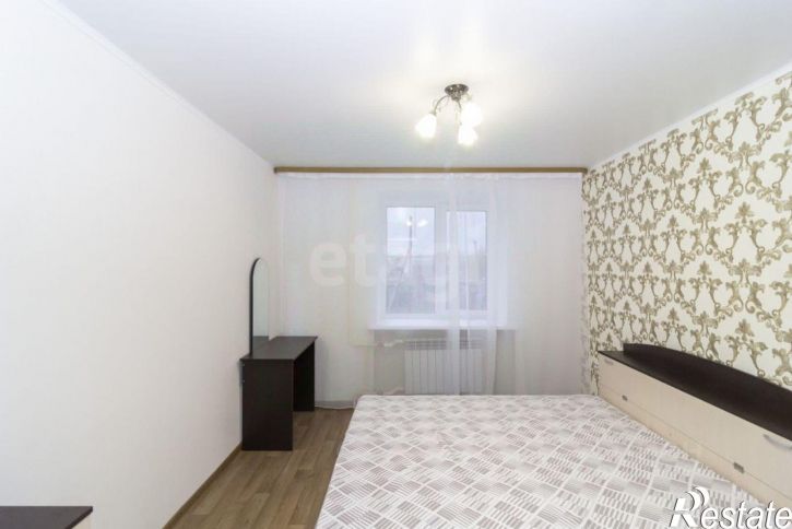 3-комн квартира улица Мира, 65А,  д. 65А