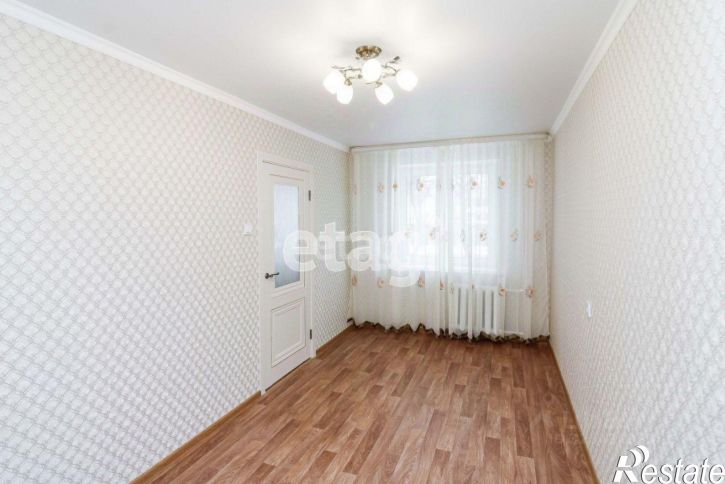 3-комн квартира улица Пермякова, 8,  д. 8