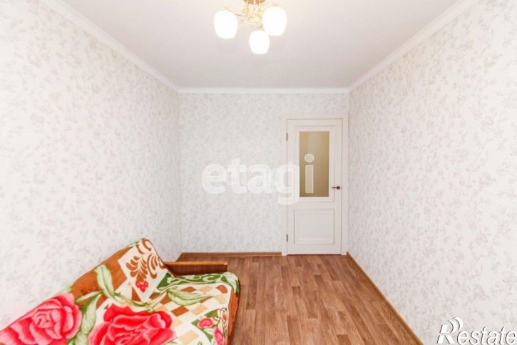 3-комн квартира улица Пермякова, 8,  д. 8