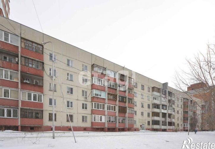 3-комн квартира улица Демьяна Бедного, 104,  д. 104