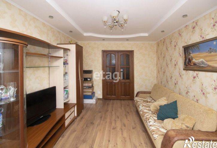 2-комн квартира улица Домостроителей, 4А,  д. 4А