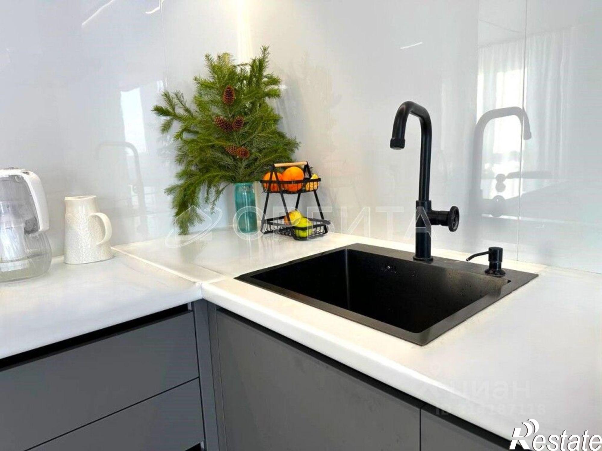 Купить квартиру за 14 100 000 рублей на улица Республики, 204 к6