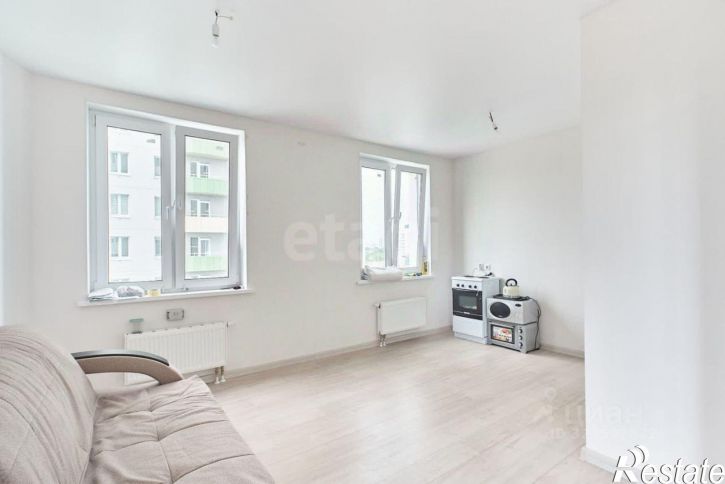 1-комн квартира улица Алексея Леонова, 13,  д. 13