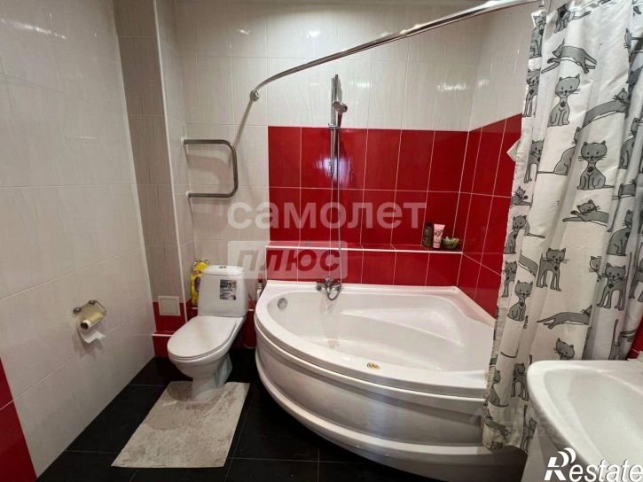 2-комн квартира улица Мельникайте, 125Б,  д. 125Б