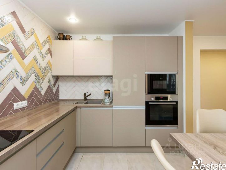 3-комн квартира Ставропольская улица, 2А,  д. 2А