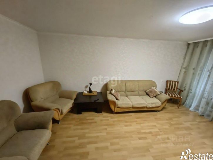 4-комн квартира Широтная улица, 83,  д. 83