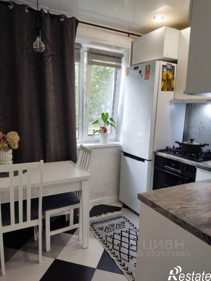 2-комн квартира улица Республики, 182,  д. 182