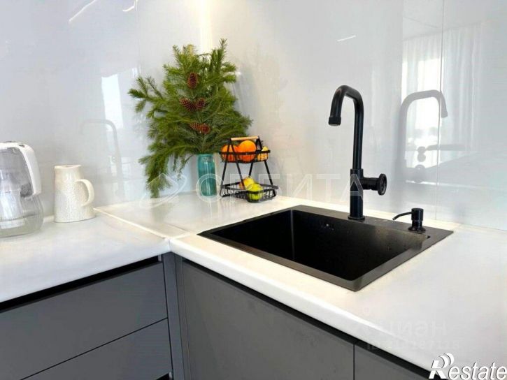 2-комн квартира улица Республики, 204 к6,  д. 204 к6