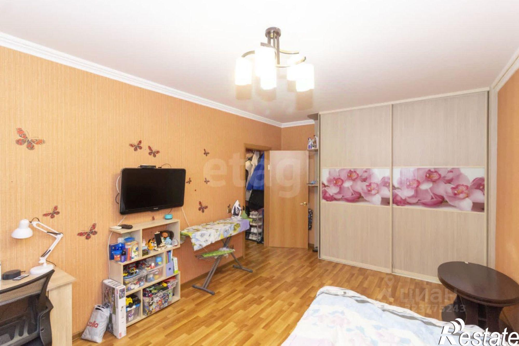 Купить квартиру за 4 900 000 рублей на улица Мельникайте, 136