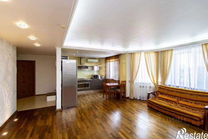 3-комн квартира улица Грибоедова, 15,  д. 15