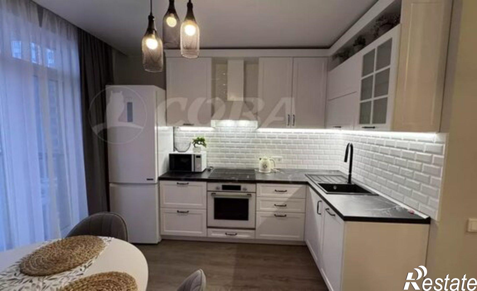 Купить квартиру за 7 141 000 рублей на ул Харьковская, 76