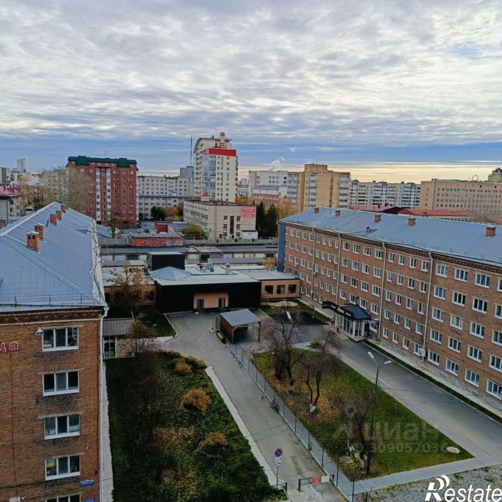 3-комн квартира улица Мельникайте, 81,  д. 81