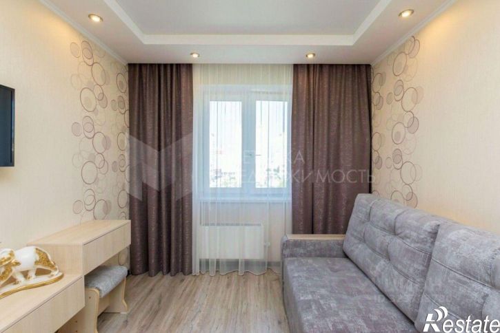 2-комн квартира улица Мебельщиков, 4,  д. 4