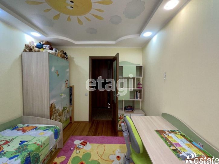 3-комн квартира ул Малышева, 14,  д. 14