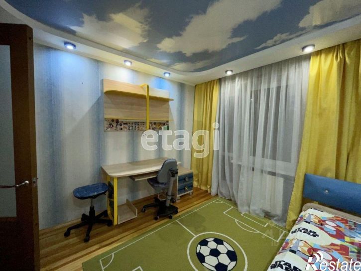 3-комн квартира ул Малышева, 14,  д. 14