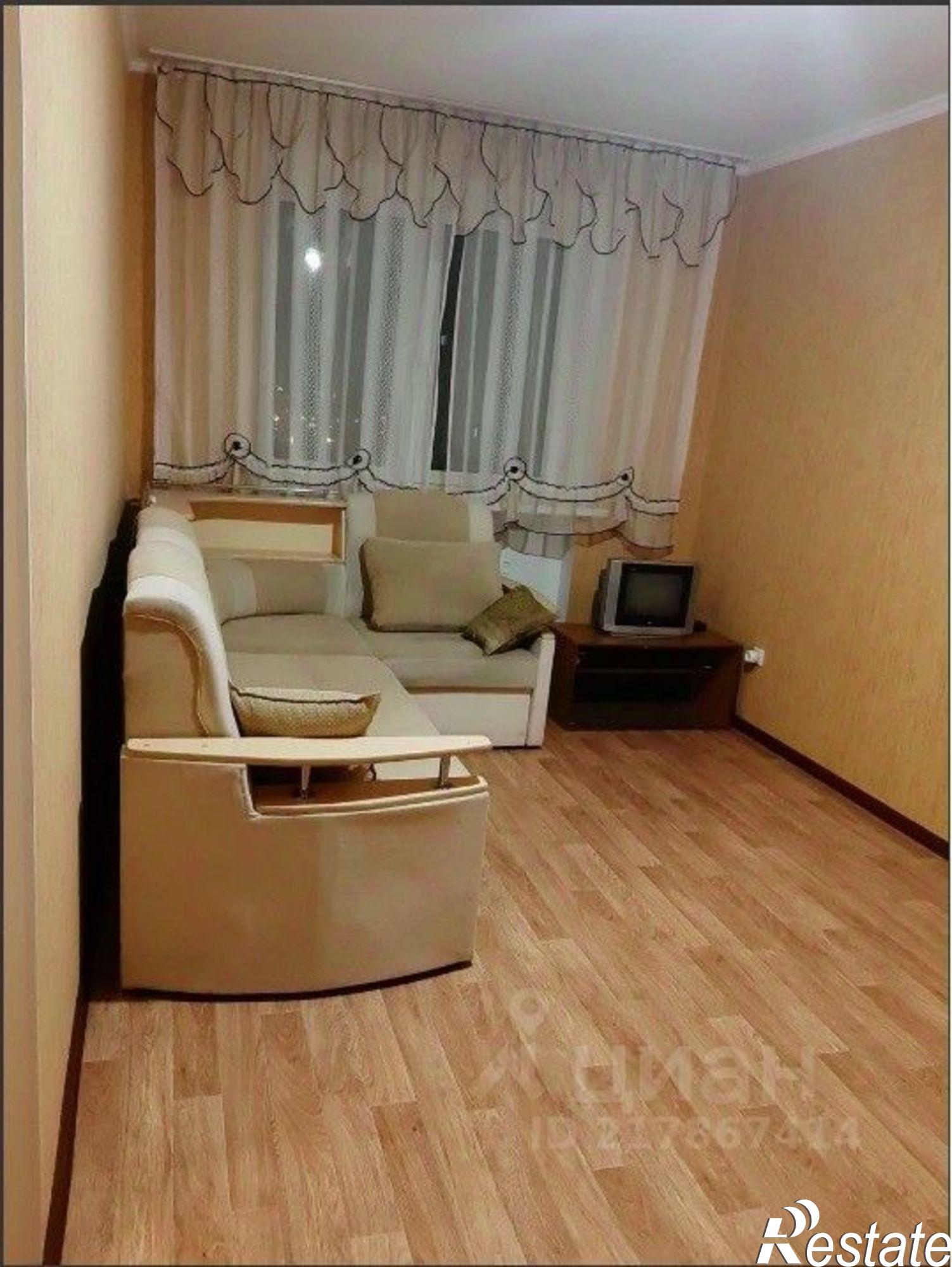 Сдать квартиру за 28 000 рублей на улица Мельникайте, 138А