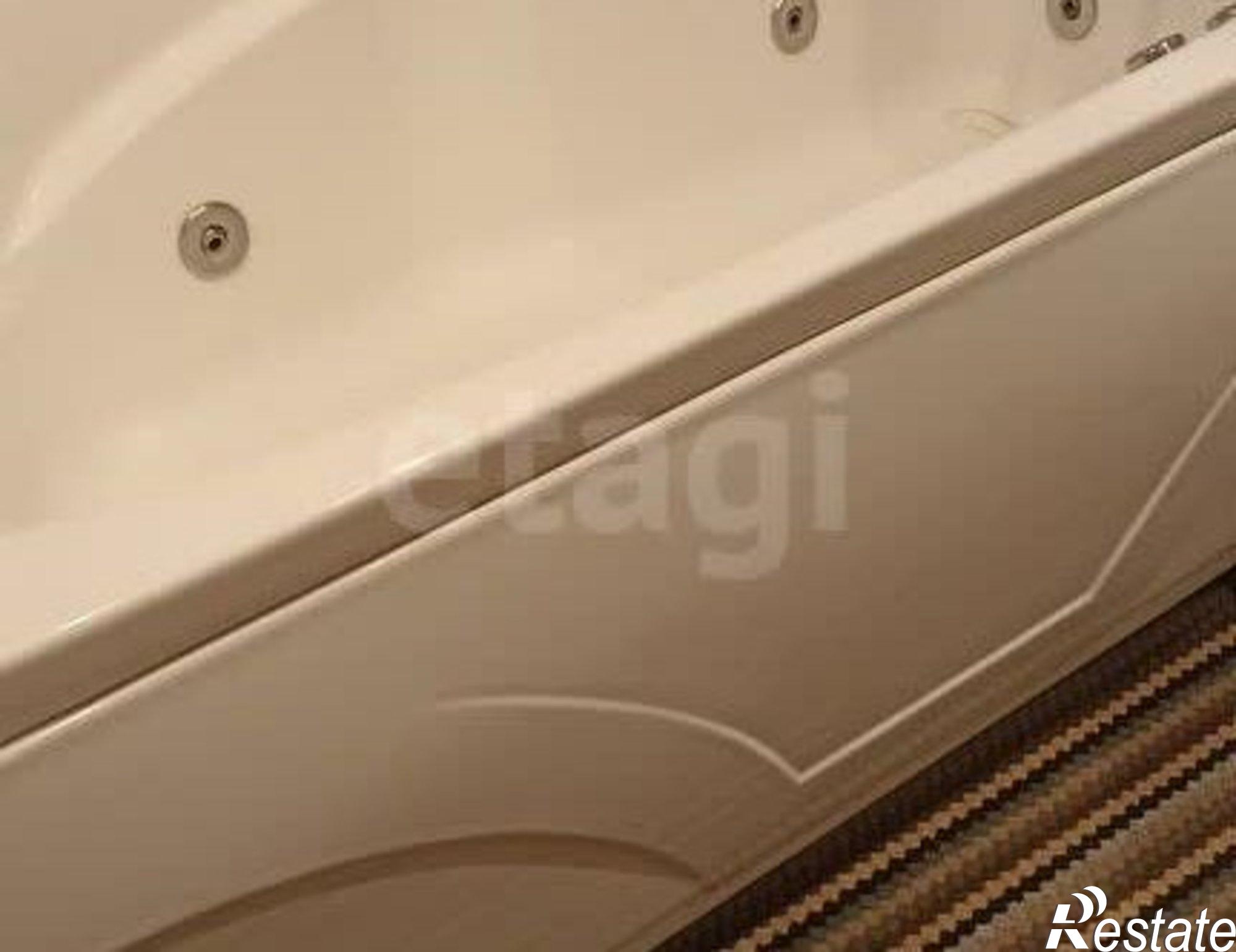 Купить квартиру за 4 995 000 рублей на улица Ивана Крылова, 7